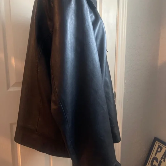 Gap Leather Jacket - Picture 2 of 6